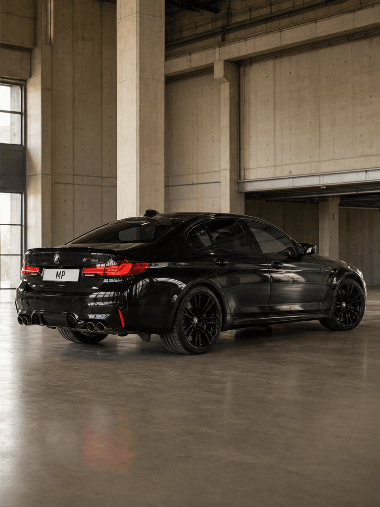 Rear three-quarter view of BMW M5 Competition
